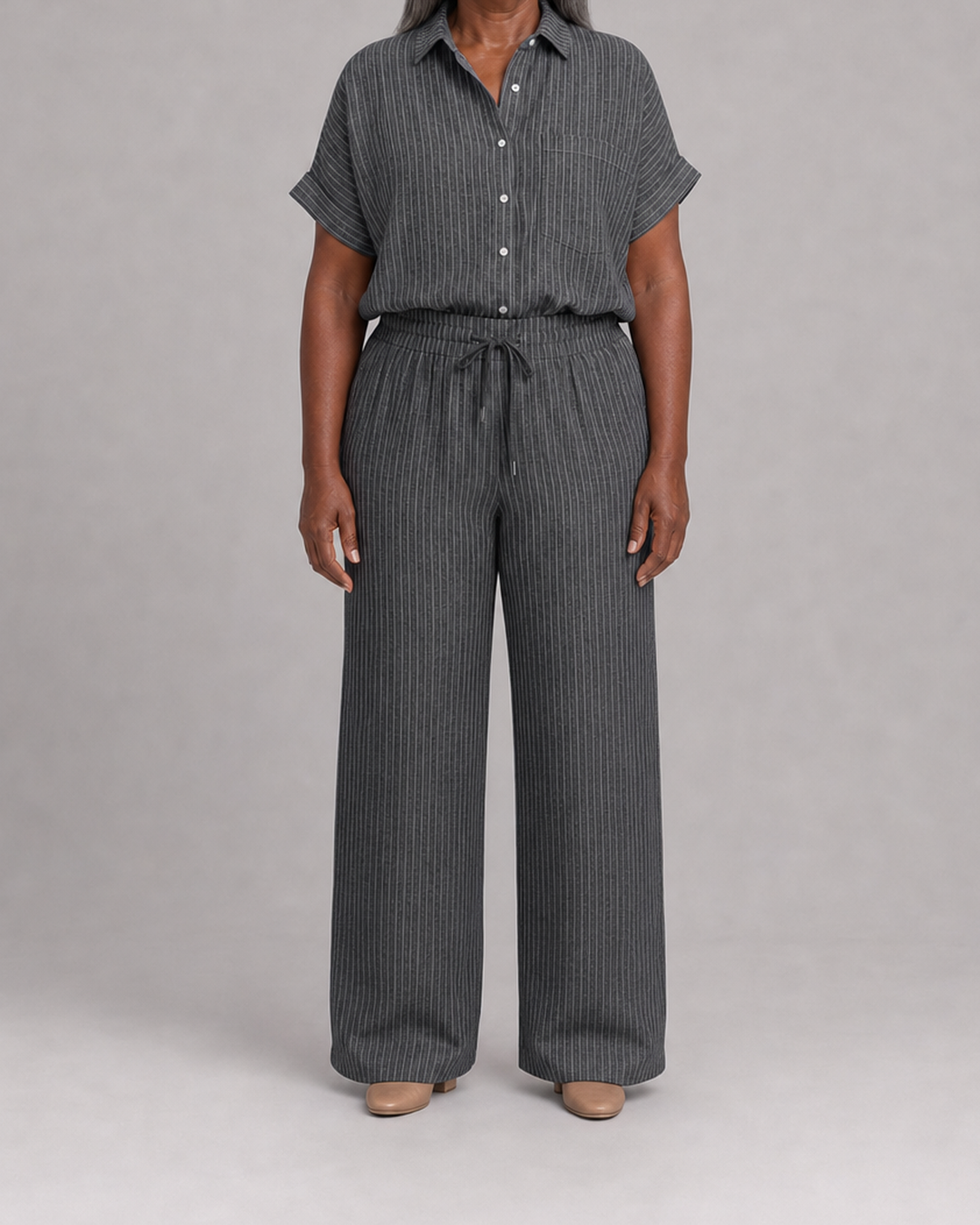 Ode in dark grey