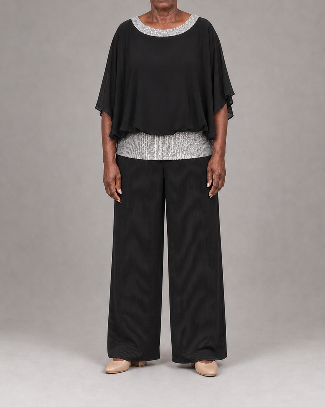 Anita in carbon black
