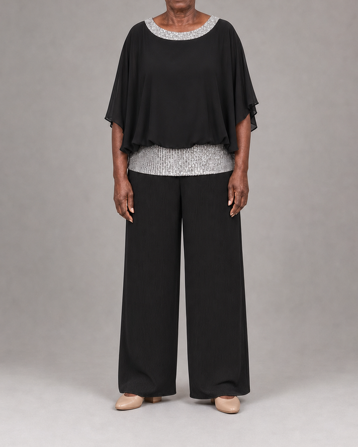 Anita in carbon black