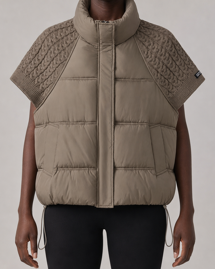 Ottilie in Khaki