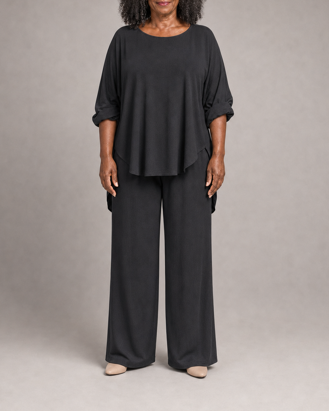 Ella in charcoal black