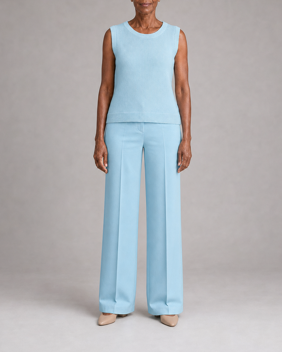 Jolien in sky blue