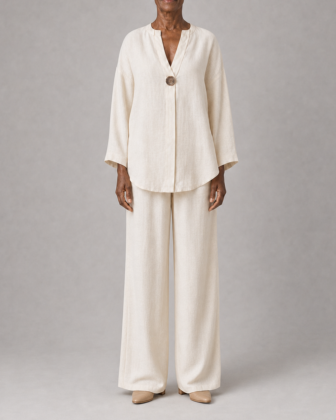 Elena in soft beige