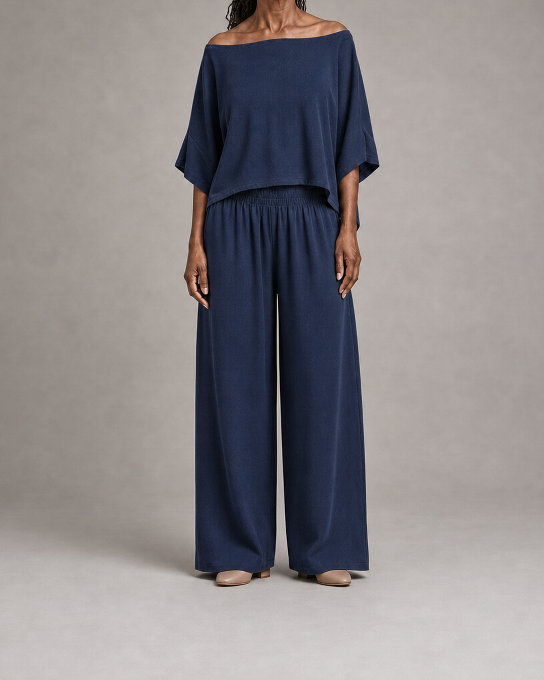 Amara in navy blue