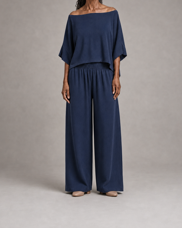 Amara in navy blue