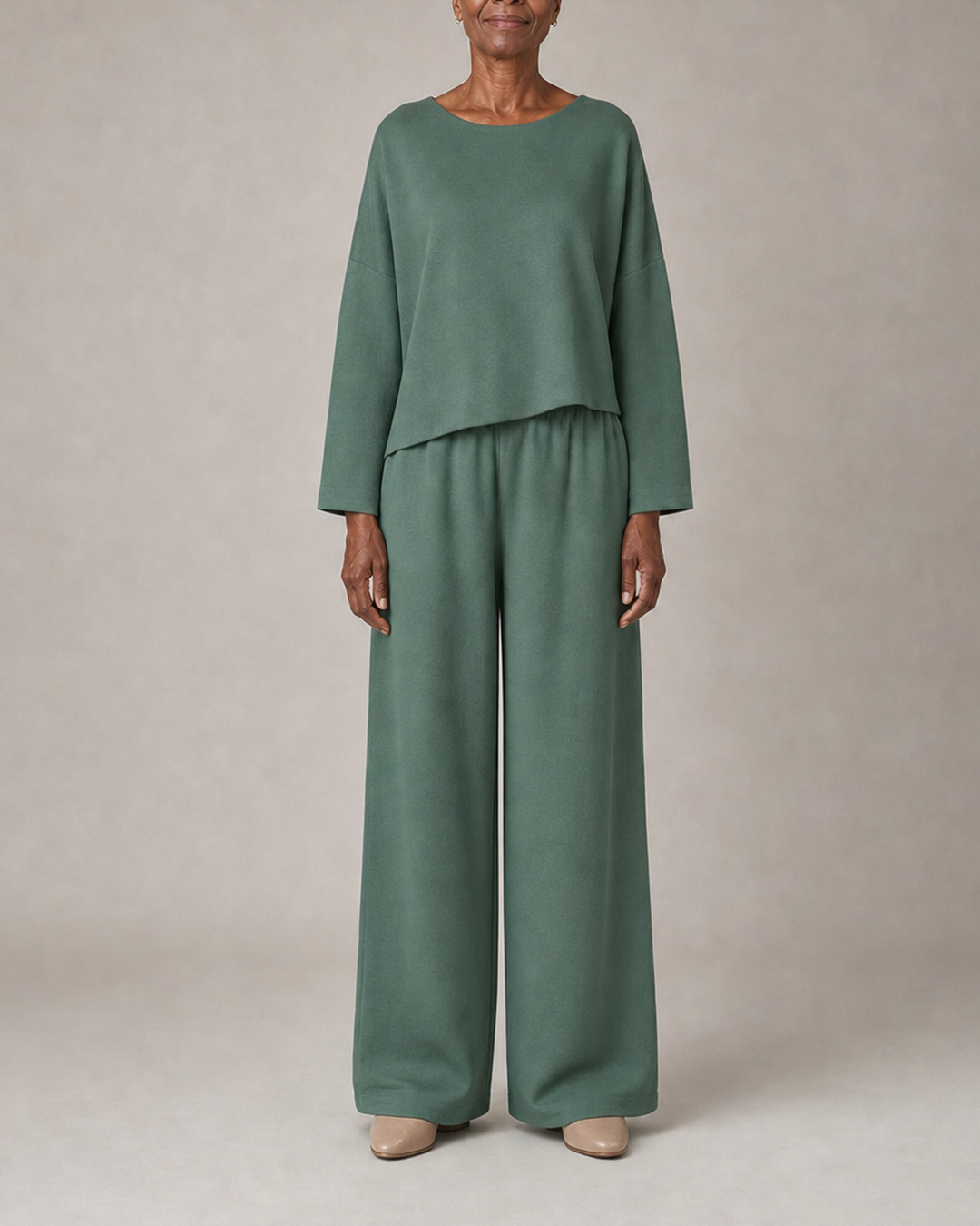 Gwen in forest green
