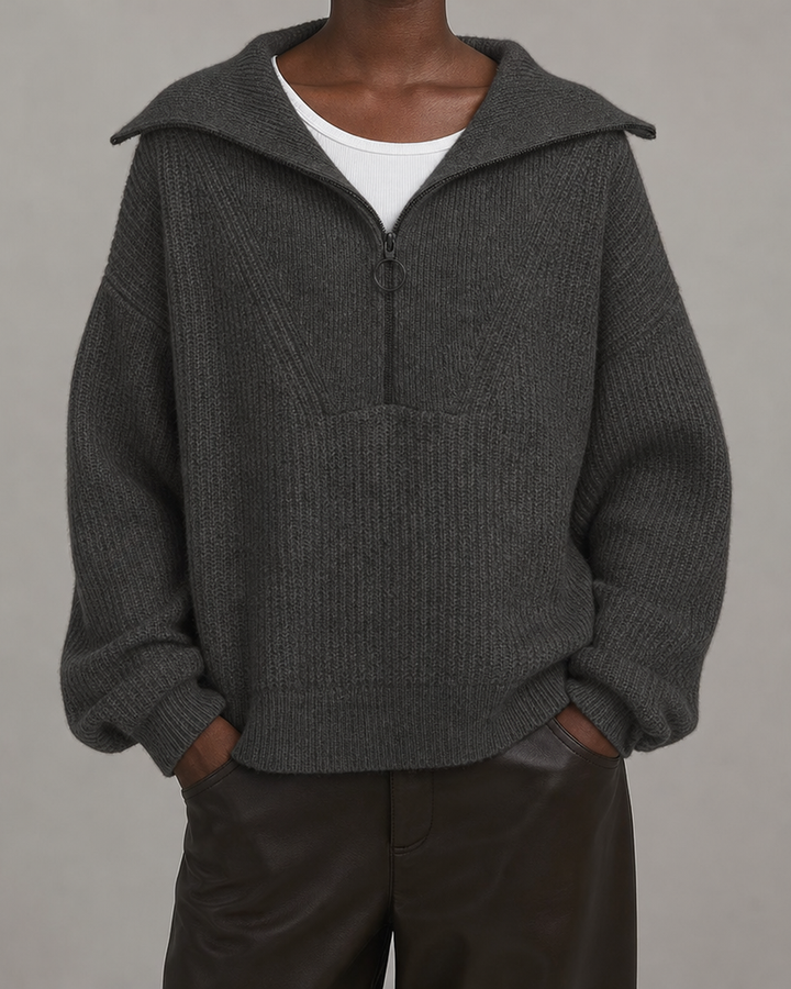 Odile in Dark Gray