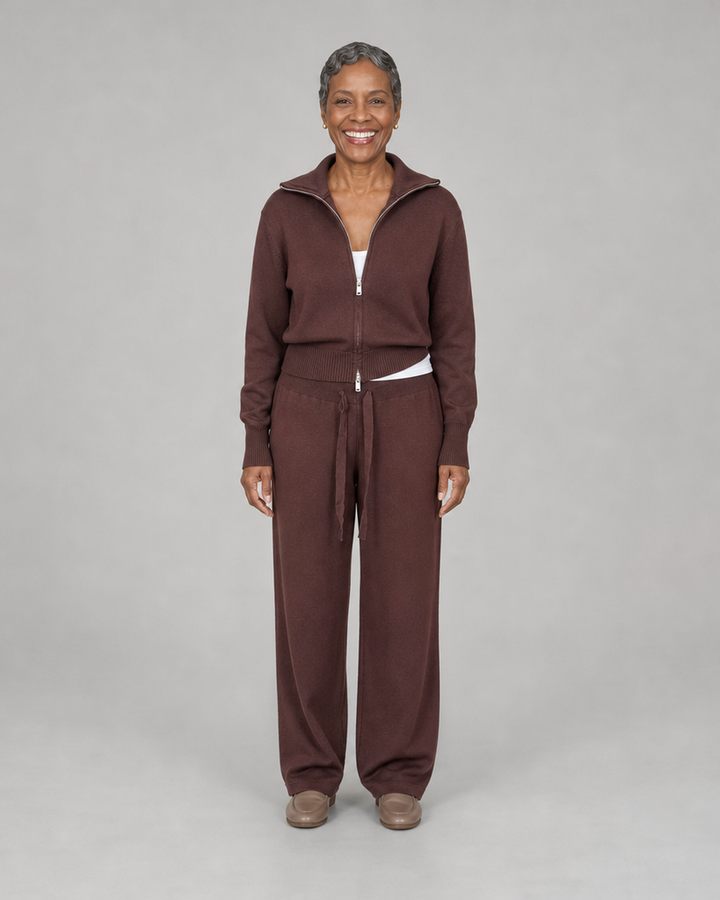 Eglantine in Brown