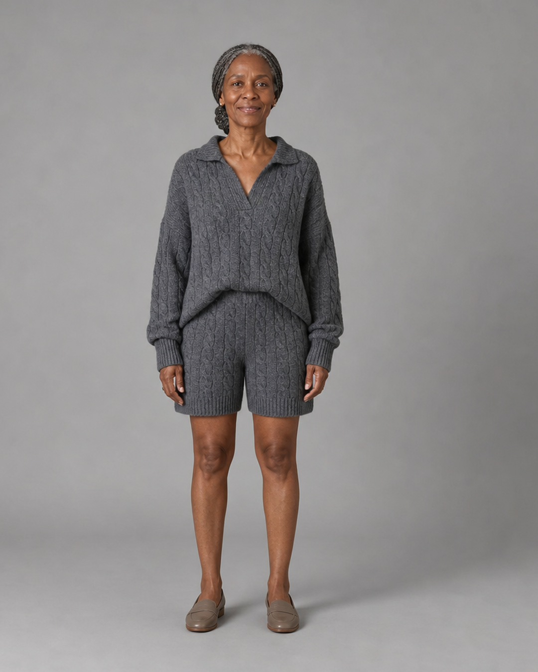 Zinnia in Dark Gray
