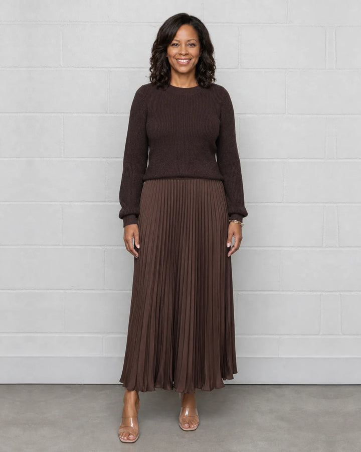 Claudia - Maxi dress with sweater and pleated skirt