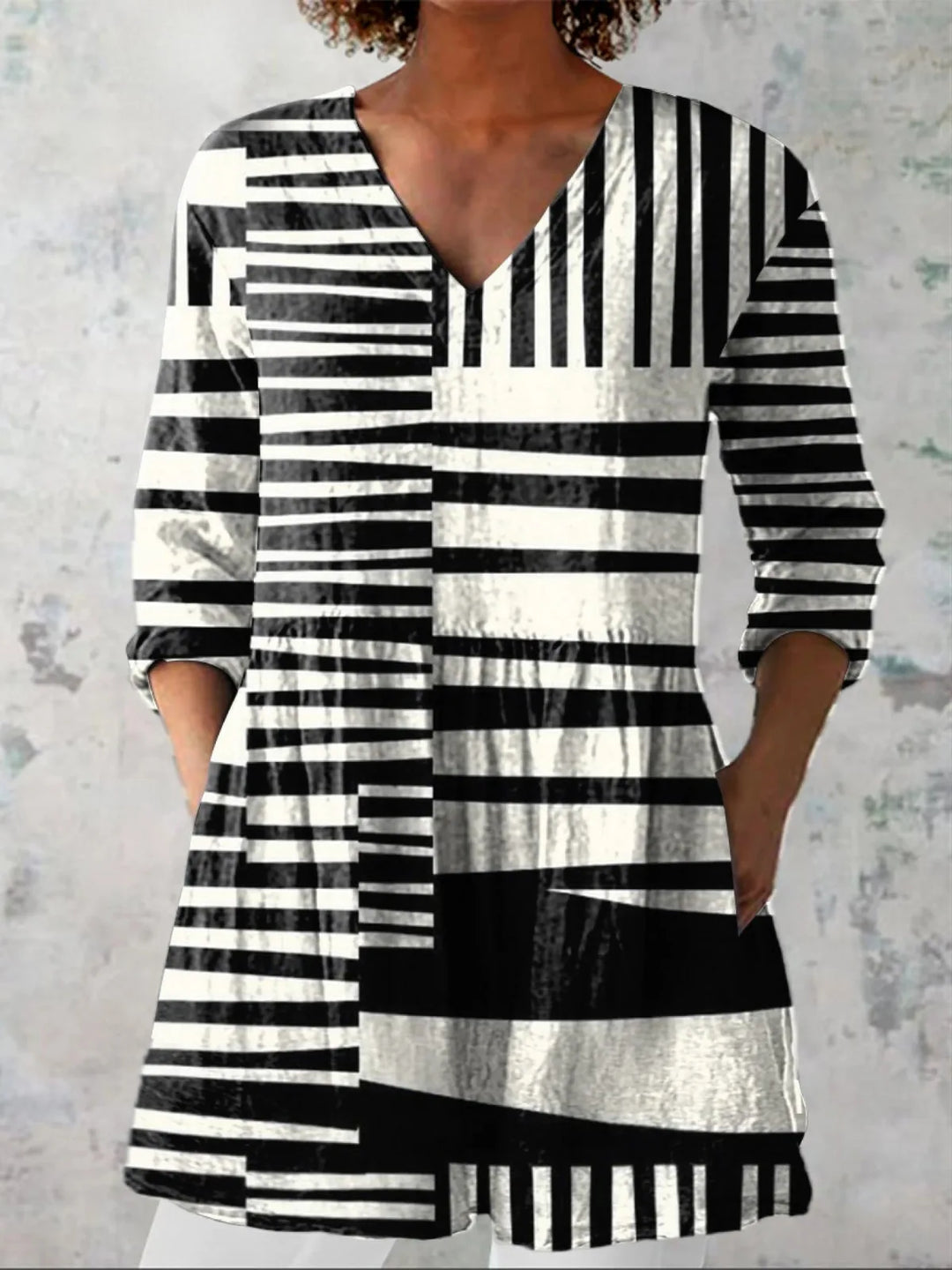 Amara | Long Blouse with V-Neck