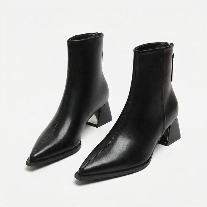 Gnima | Leather Ankle Boots