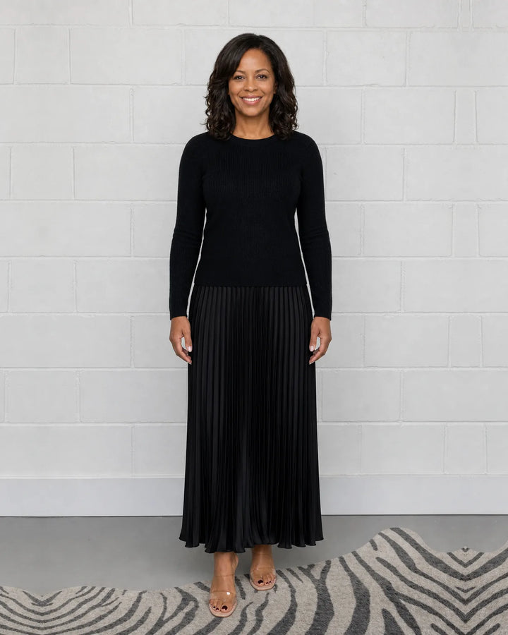 Claudia - Maxi dress with sweater and pleated skirt