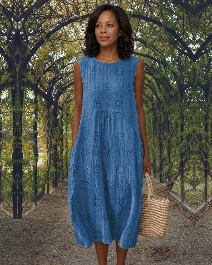 Aika | Eyelet Tiered Midi Dress