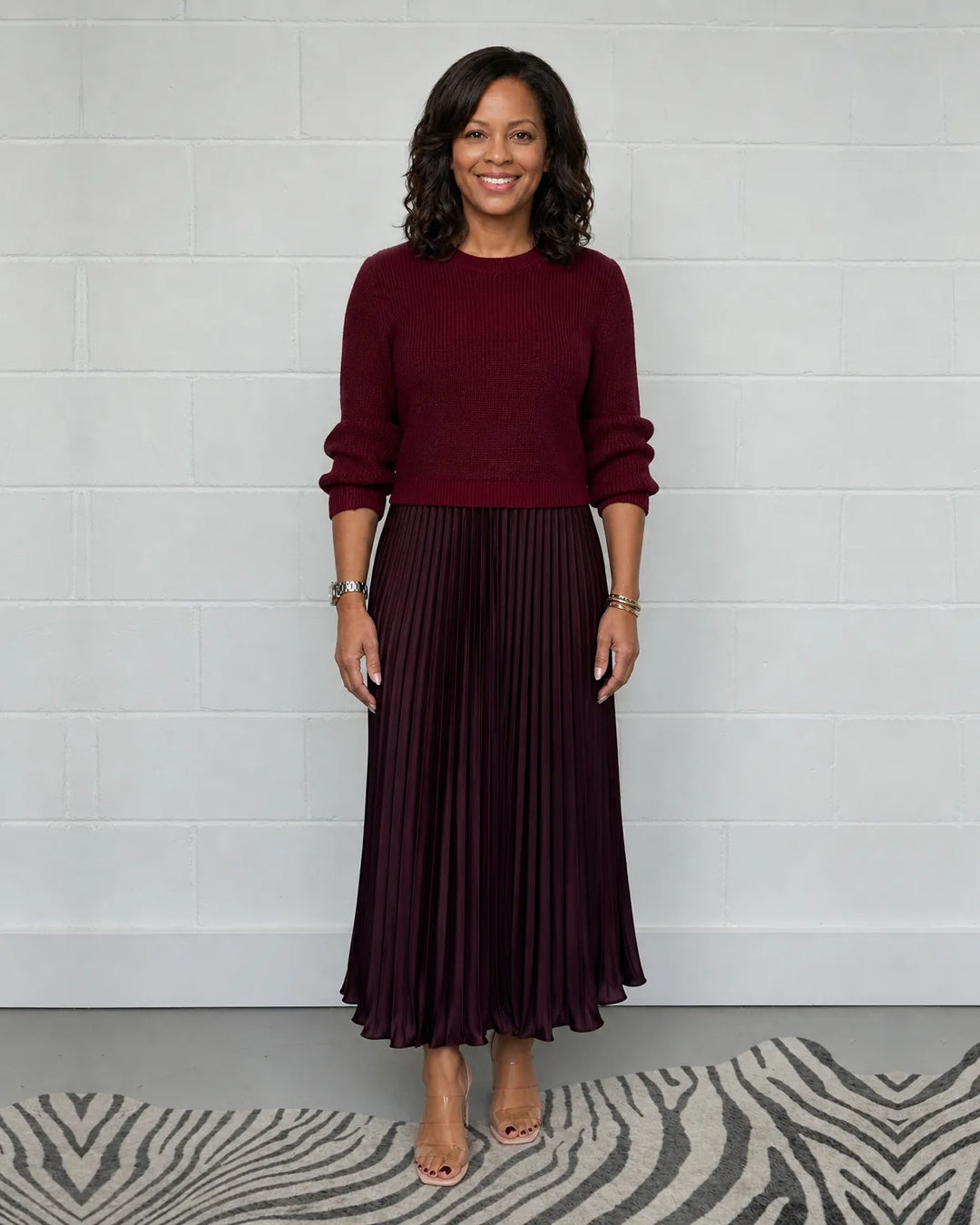 Claudia - Maxi dress with sweater and pleated skirt
