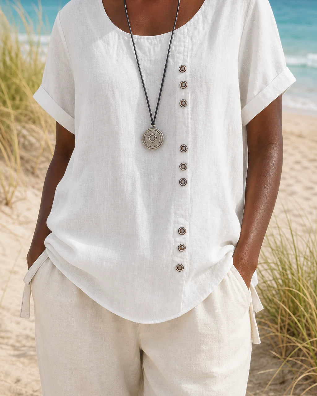 Matilda | Relaxed Button-Detail Blouse