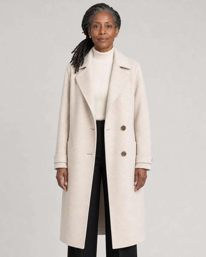 Sasha in Off-White