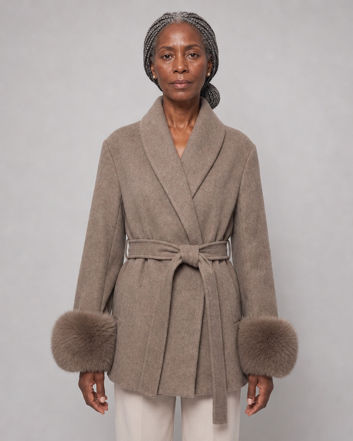 Mireille in Brown
