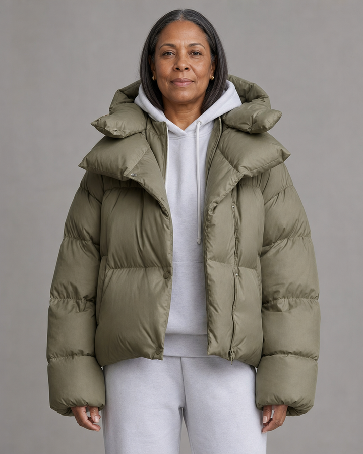 Carlotta in Olive
