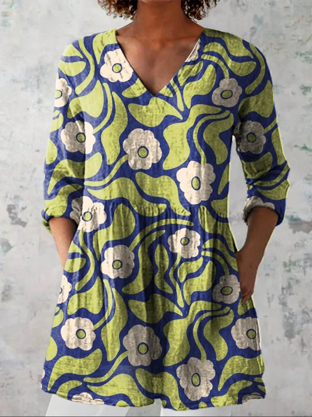 Sanaa | Long Blouse with V-Neck