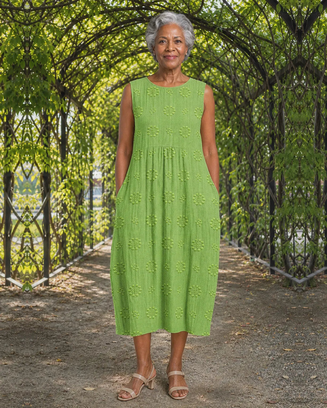 Ebony | – Elegant Sleeveless Dress