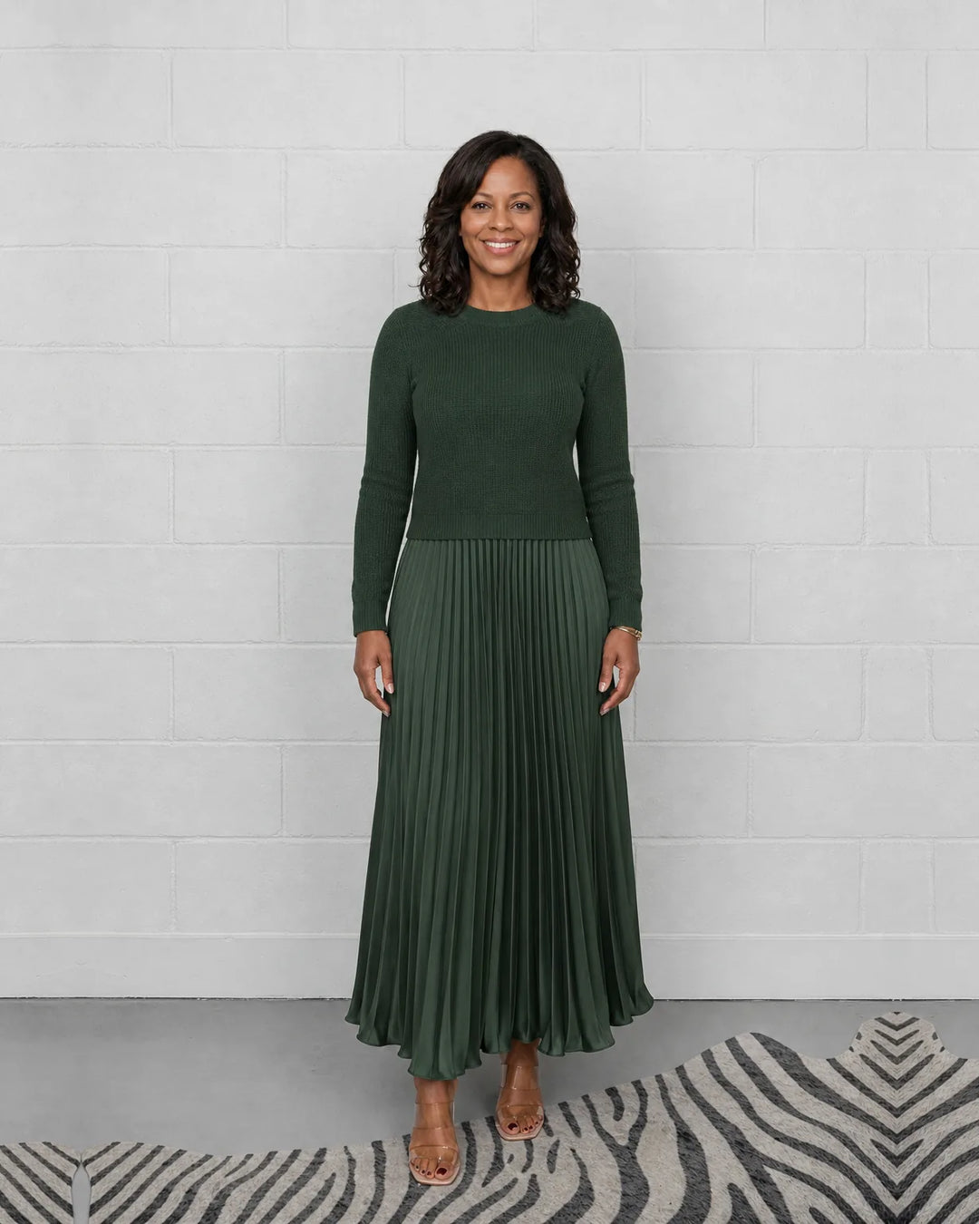 Claudia - Maxi dress with sweater and pleated skirt