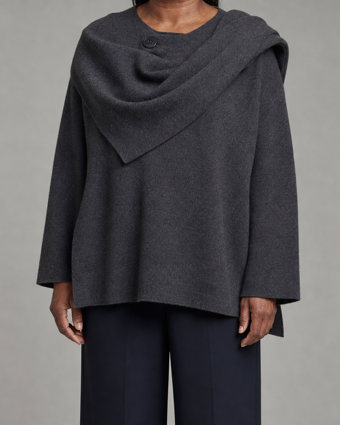 Margaret | Cape Mantel