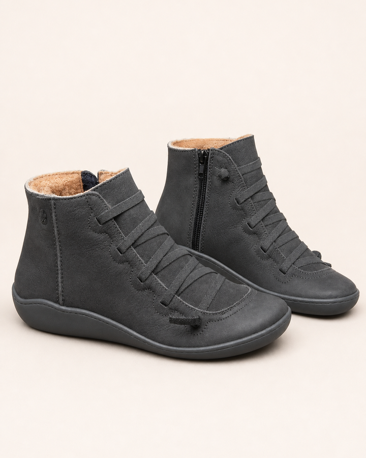 Colleen | Casual Wide-Fit Short Boot