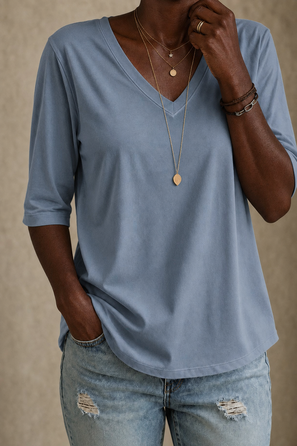 Maris | Classic V-Neck Tee