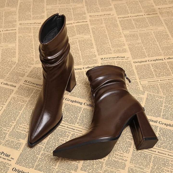 Fama | Leather Ankle Boots
