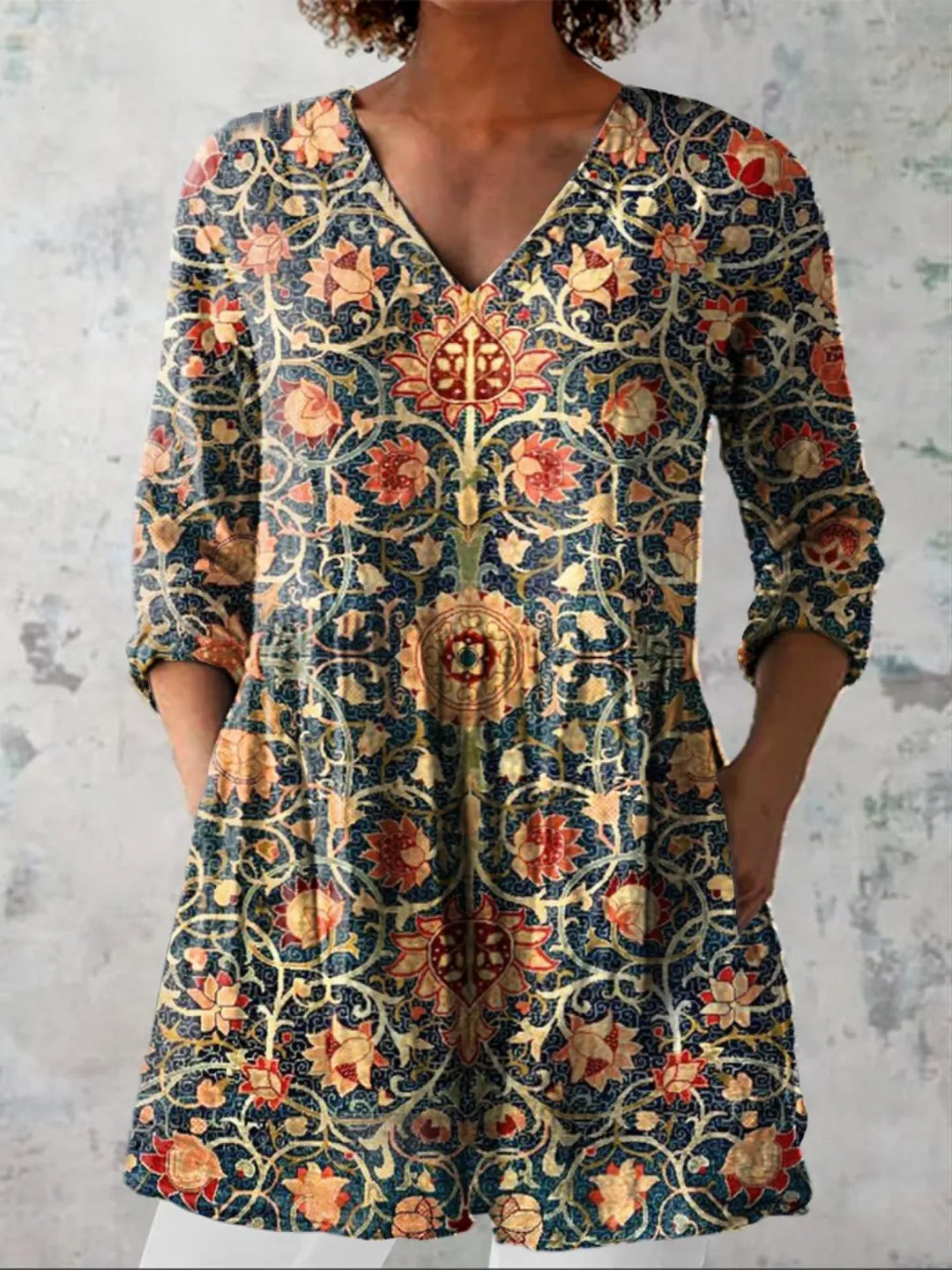 Sade | Long Blouse with V-Neck