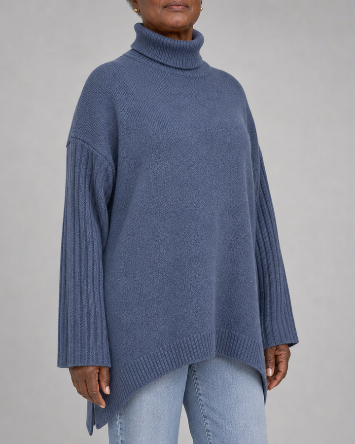 Oversized sweater met turtle neckline