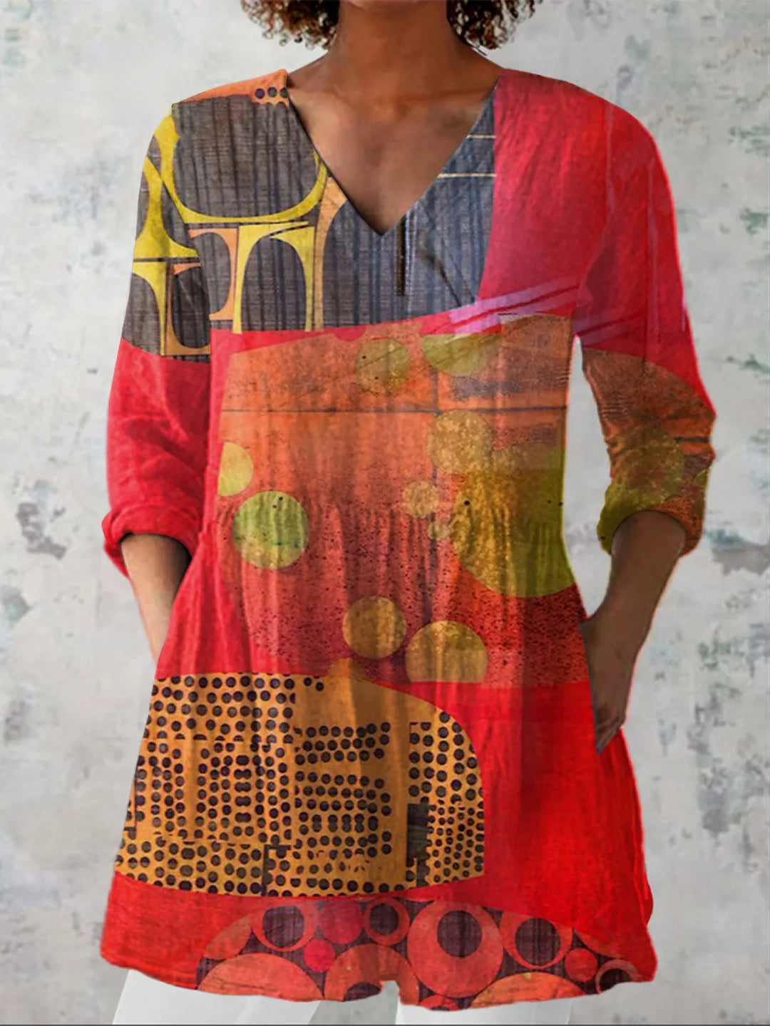 Zuri | Long Blouse with V-Neck