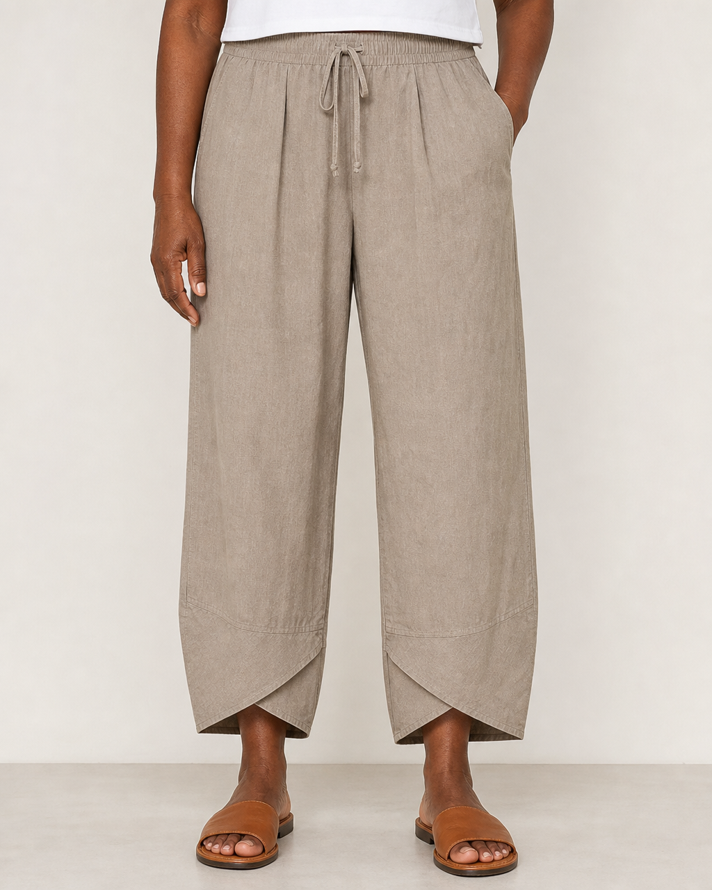 Tarni | Chic Breathable Summer Pants — Khaki