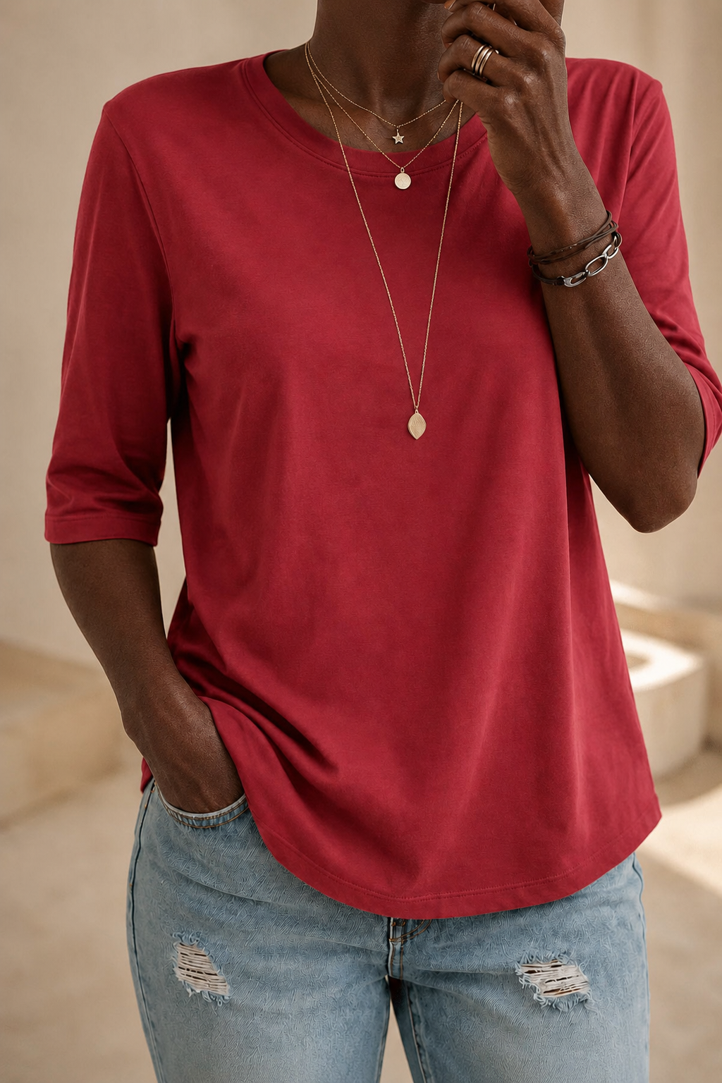 Vivienne | Essential Comfort Tee