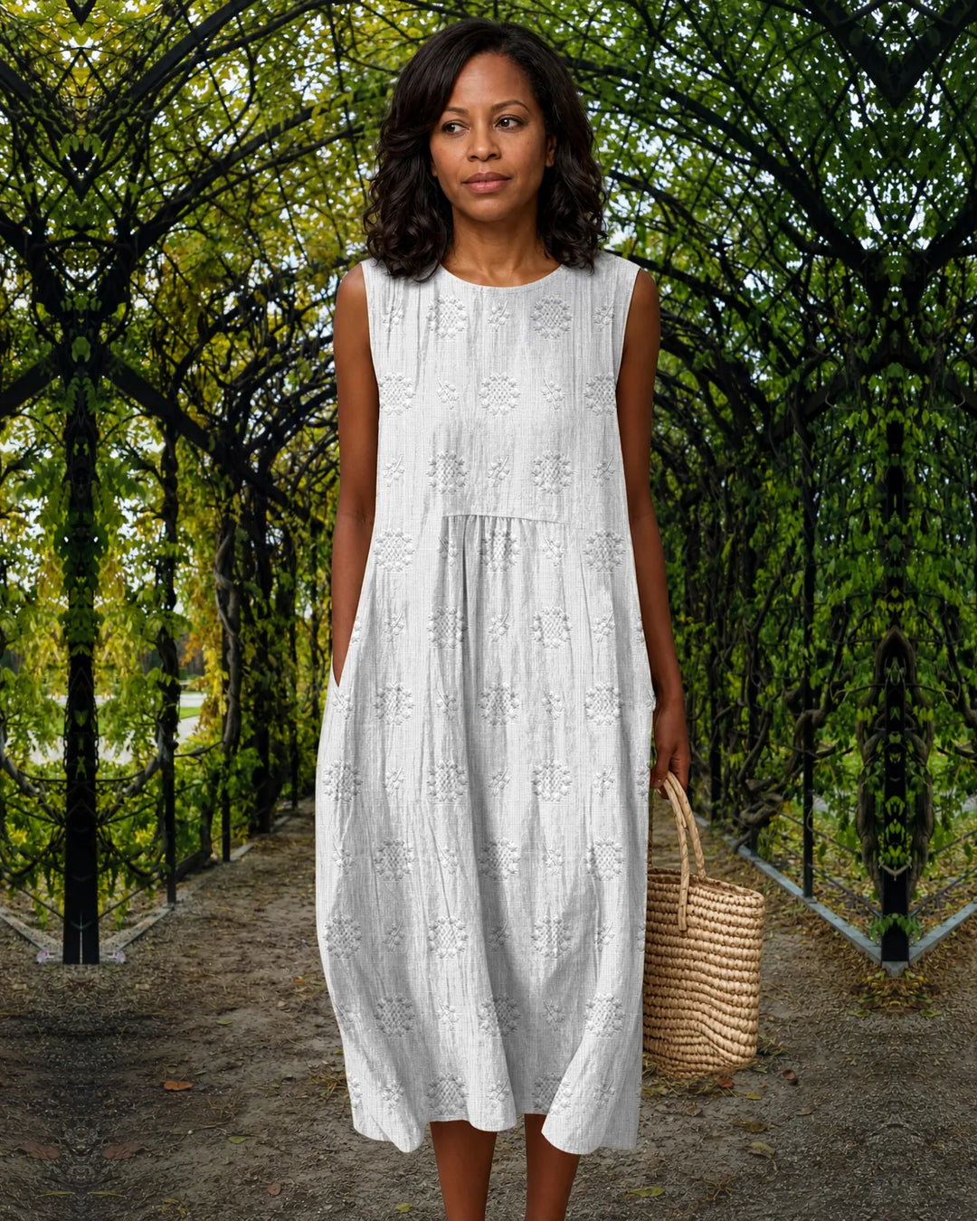 Aika | Eyelet Tiered Midi Dress