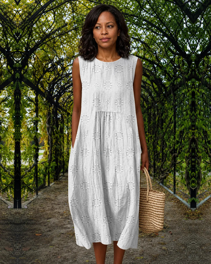 Aika | Eyelet Tiered Midi Dress
