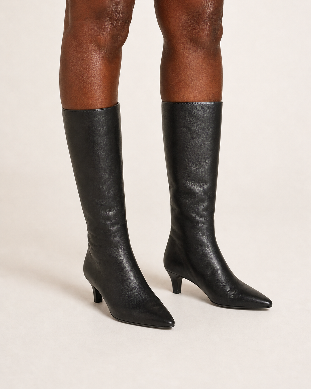 Prudence | Pointed-toe Slim-heel Knee-high Pull-on Boot worn