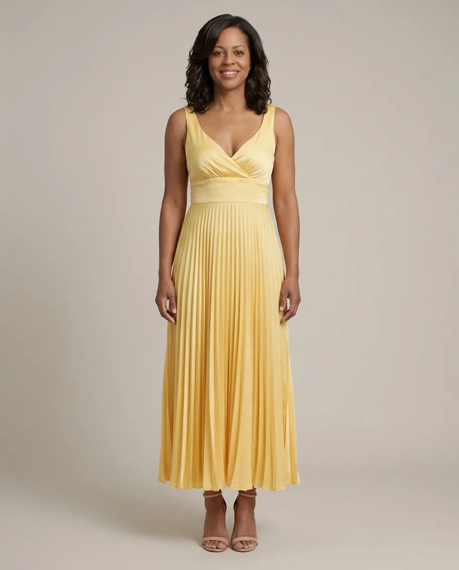 Quinn | Pleated V-Neck Maxi Dress