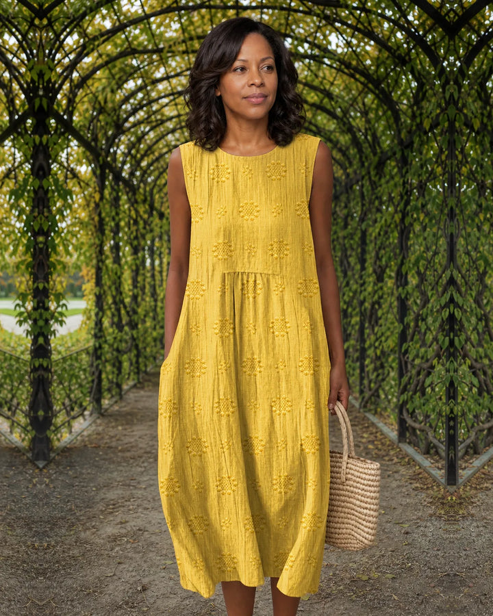Aika | Eyelet Tiered Midi Dress